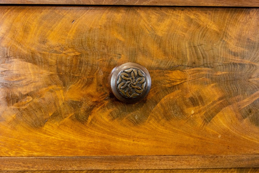 Victorian Mahogany Chest on Chest View III