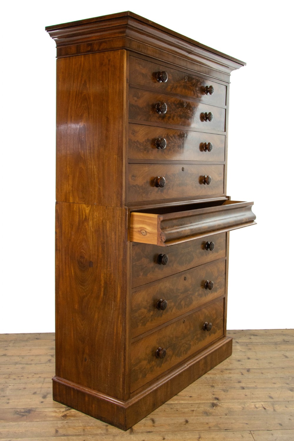 Victorian Mahogany Chest on Chest View X