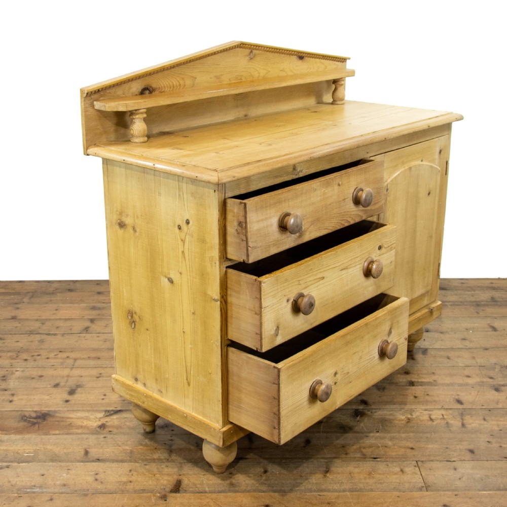 Victorian Lincolnshire Pine Dresser View IX