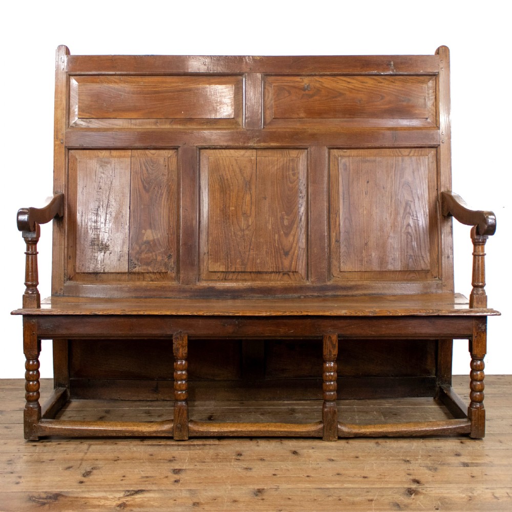 18th Century Oak and Elm Settle 