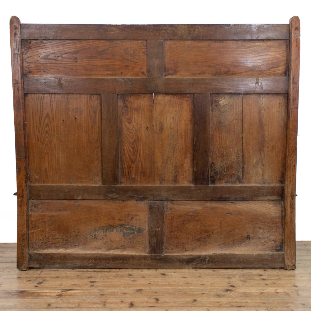 18th Century Oak and Elm Settle  View IV