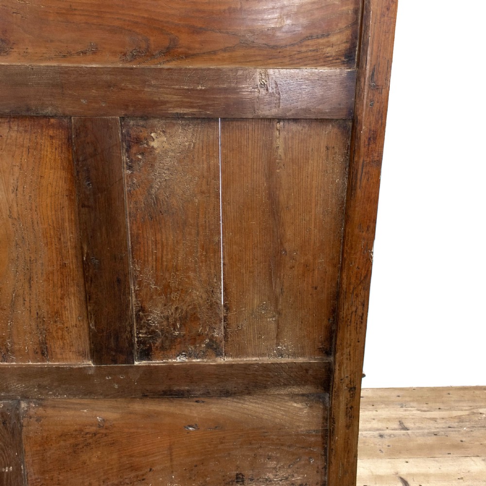 18th Century Oak and Elm Settle  View V