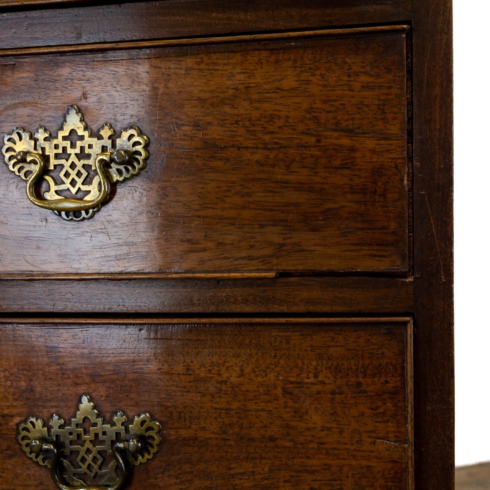 George III Mahogany Chest of Drawers View XII