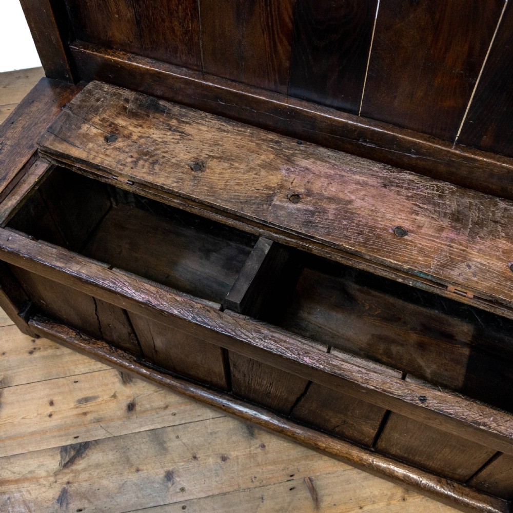 18th Century Antique Oak Settle View VI