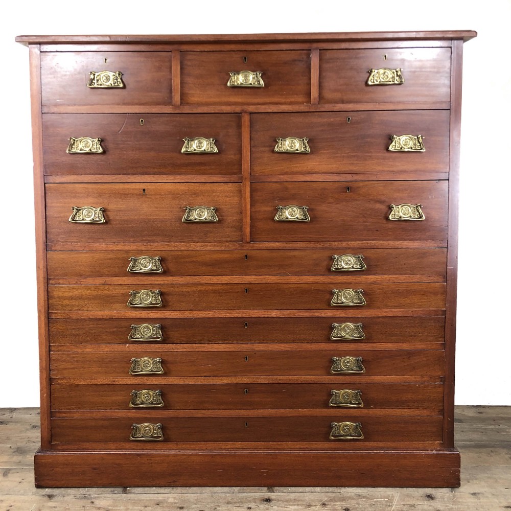 Antique Mahogany Chest of Drawers