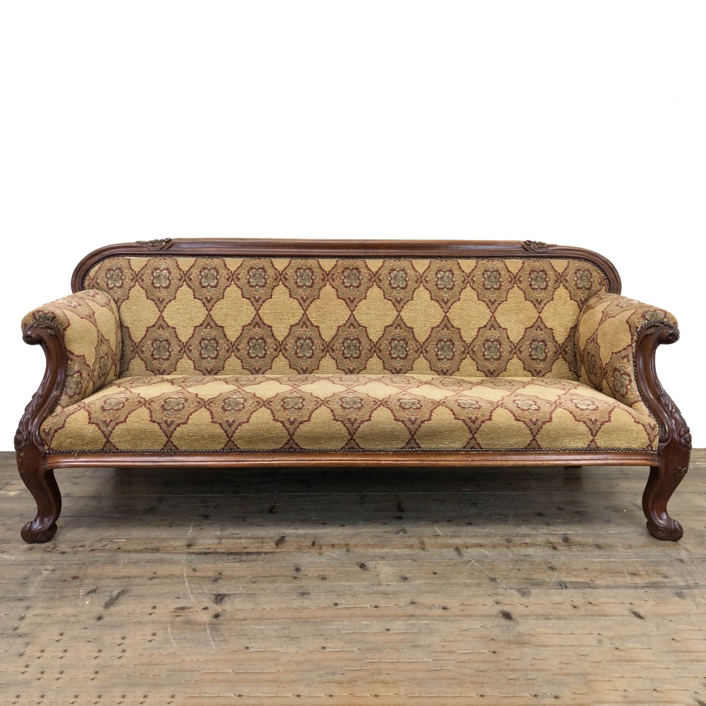 VICTORIAN CARVED MAHOGANY SOFA