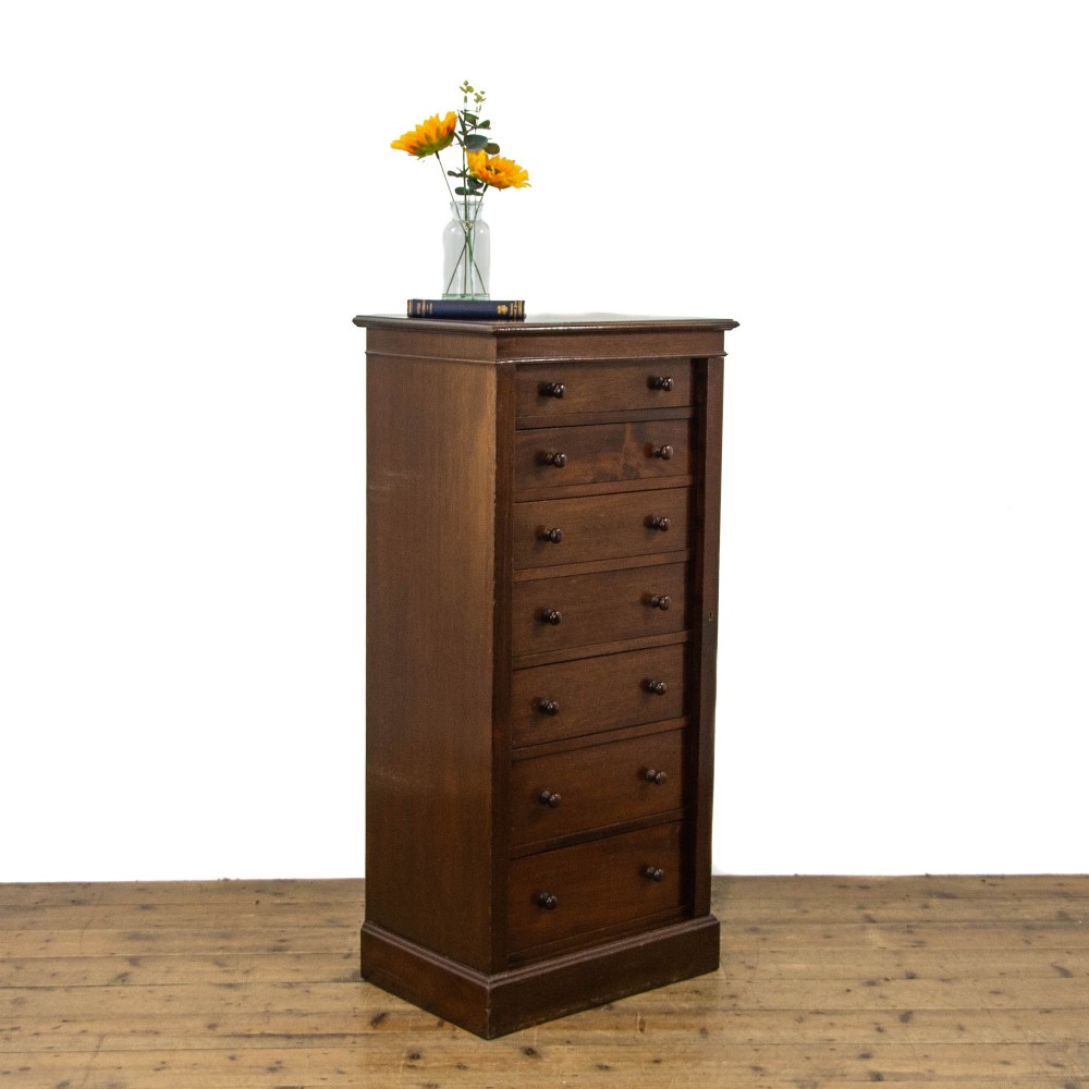 Antique Mahogany Wellington Chest