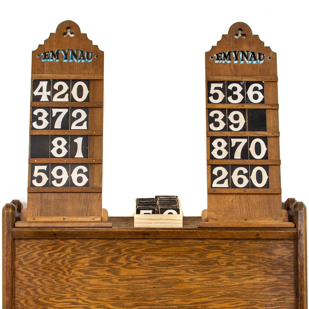 Pair of Oak Hymn Boards with Numbers