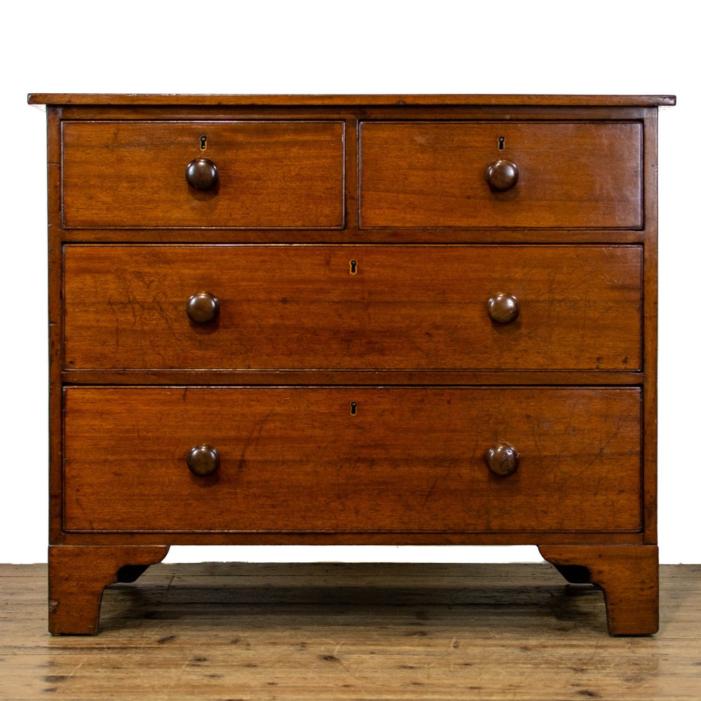 Small Victorian Antique Mahogany Chest of Drawers