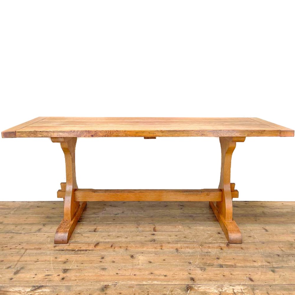 Early 20th Century Pale Oak Dining Table
