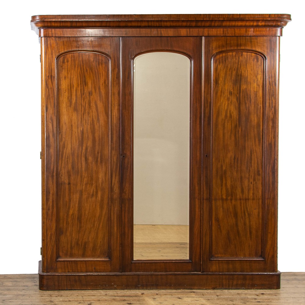 Victorian Mahogany Triple Compactum Wardrobe