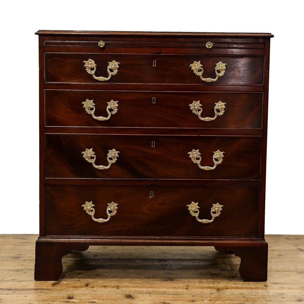 Small Georgian Bachelors Chest of Drawers