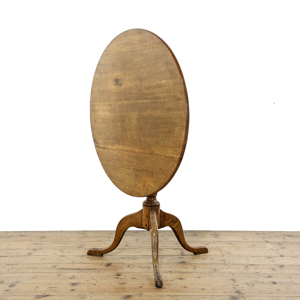Antique Mahogany Tilt Top Table

