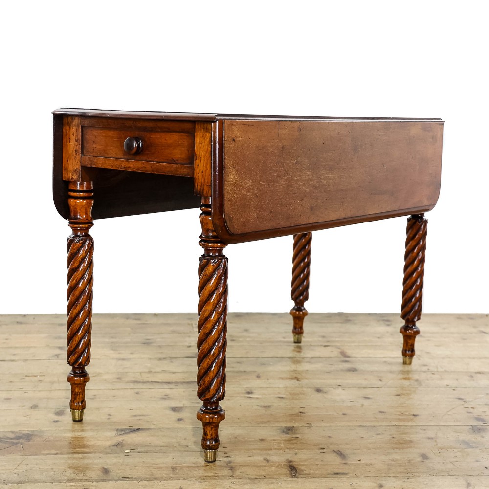 Antique Drop Leaf Pembroke Mahogany Table 
