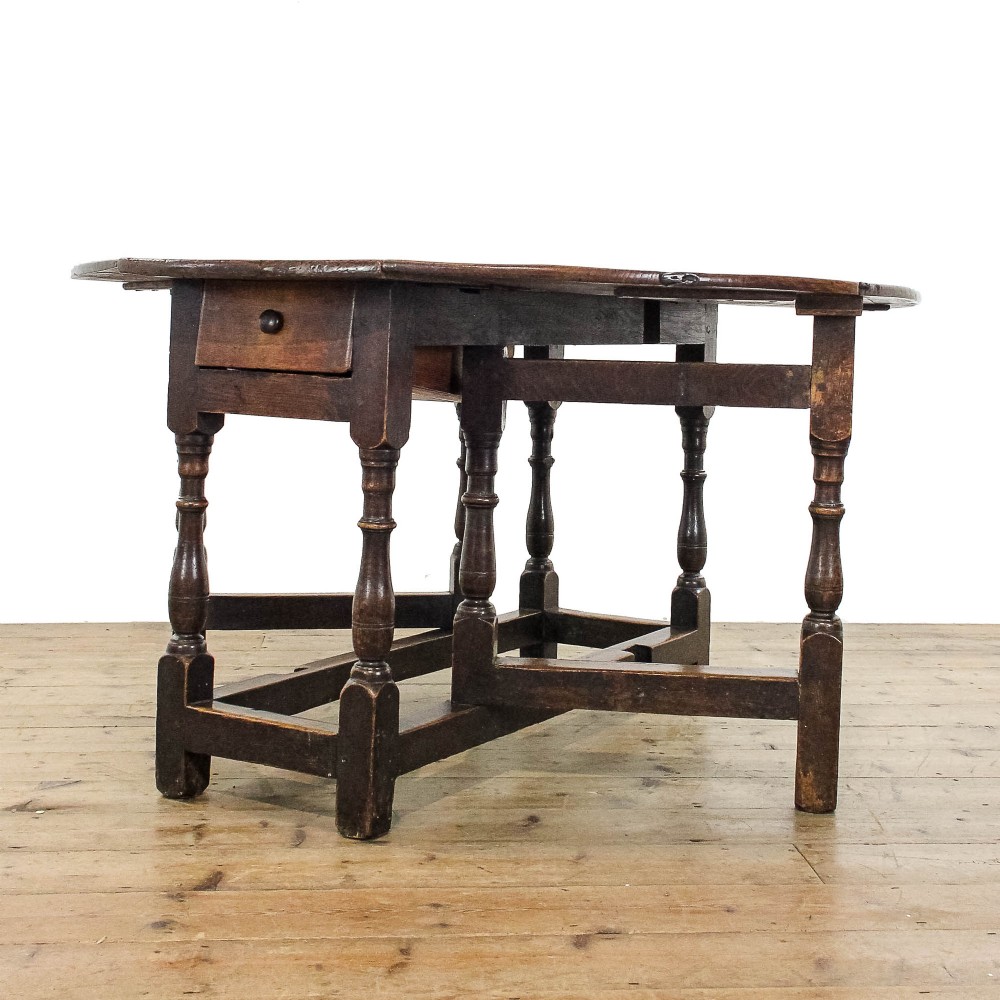 Antique 18th Century Oak and Elm Gate Leg Table
