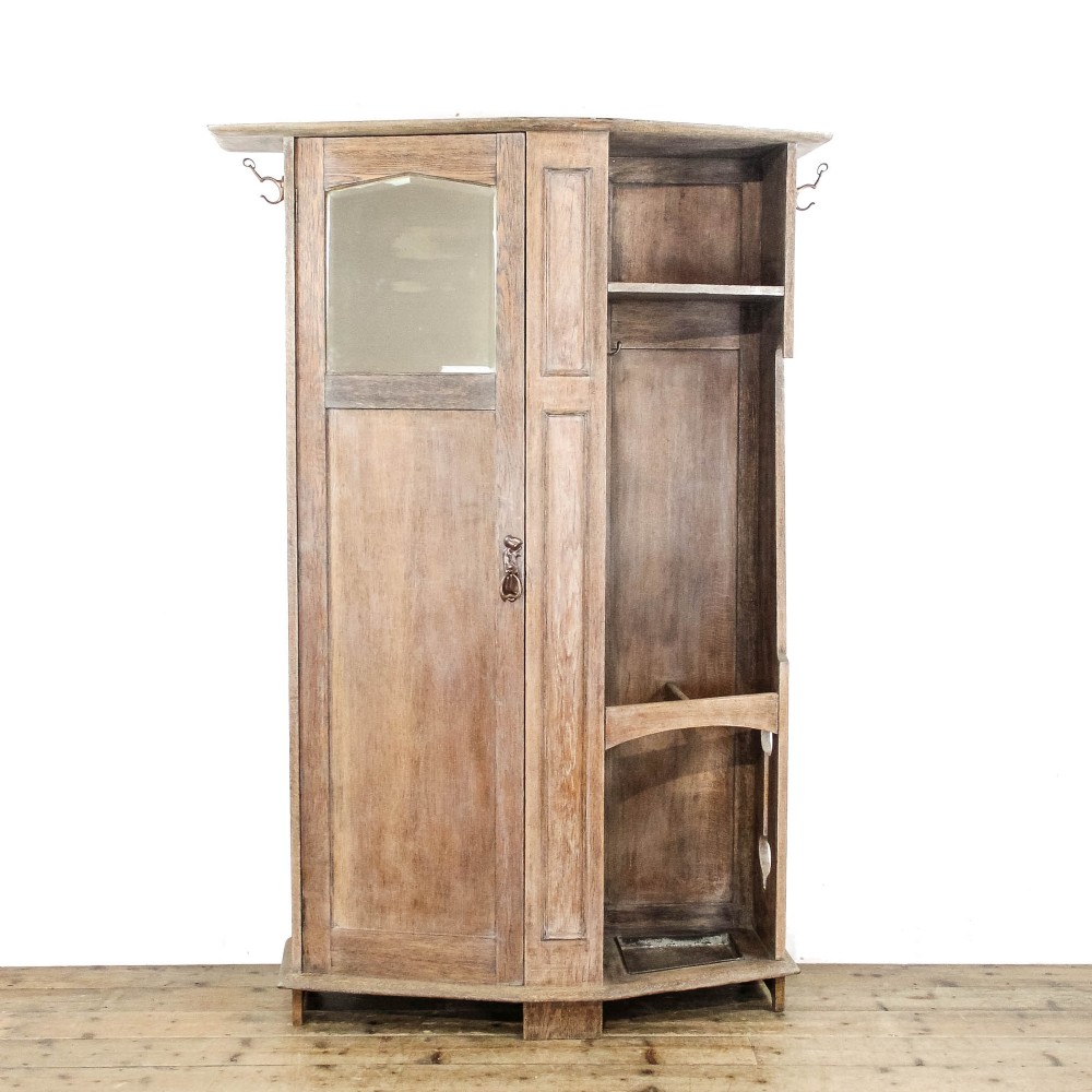 Antique Arts & Crafts Oak Hall Cupboard
