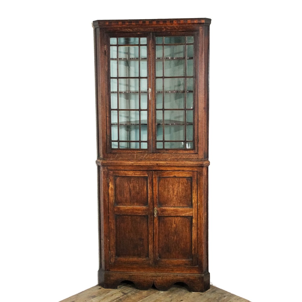 Antique 19th Century Welsh Oak Corner Cabinet
