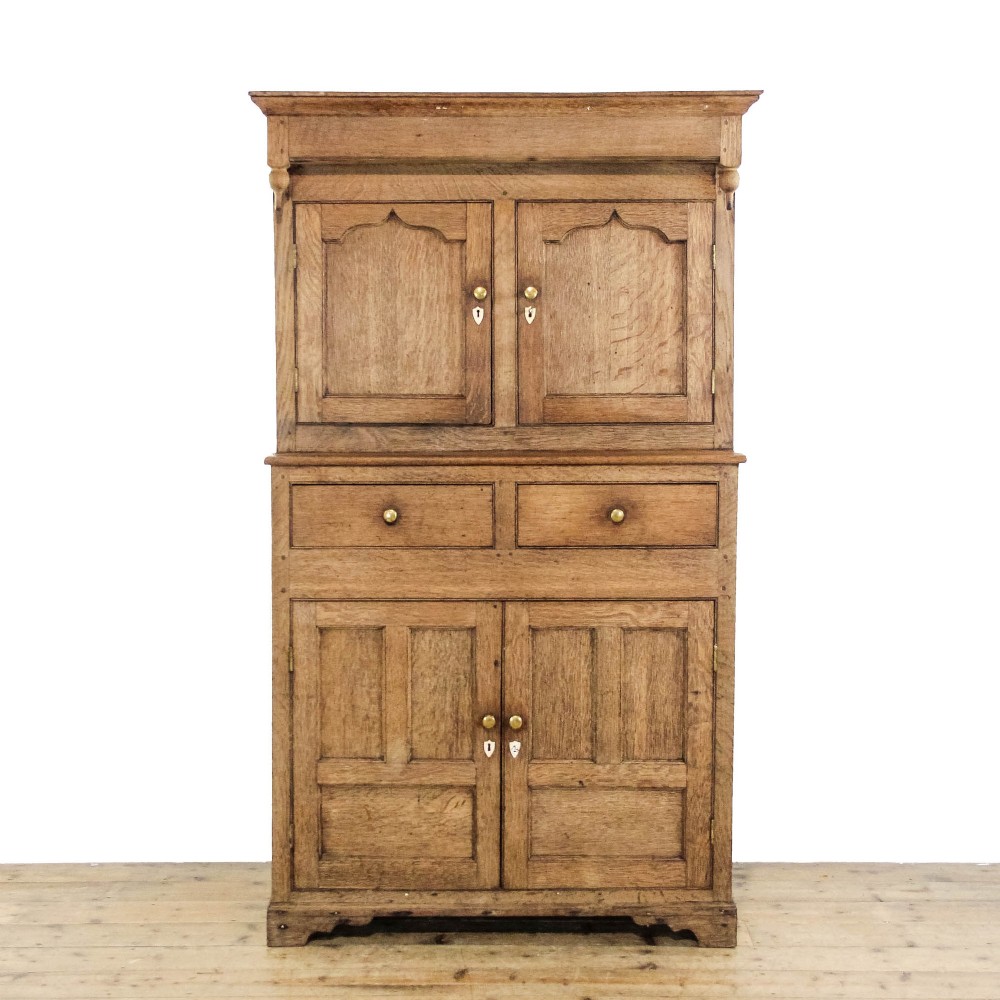 Antique 18th Century Welsh Oak Cupboard 