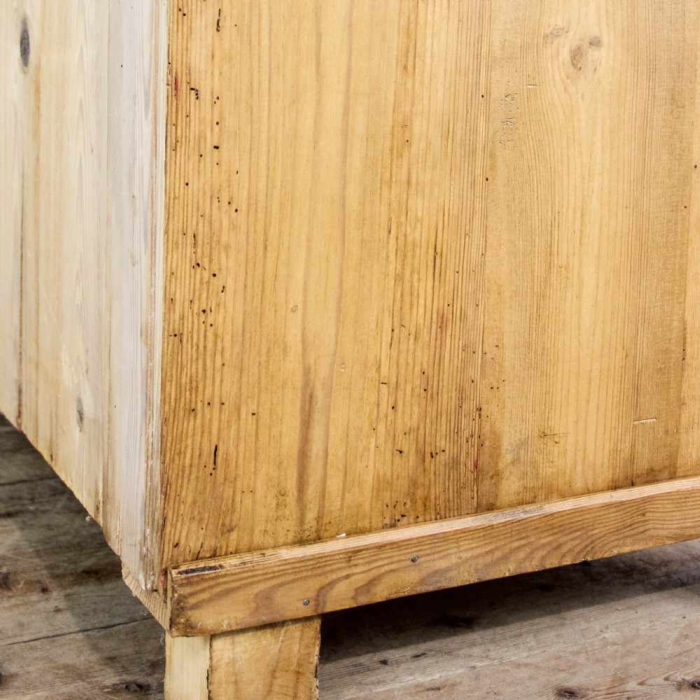 Antique Victorian Antique Pine Wardrobe
 View XIV