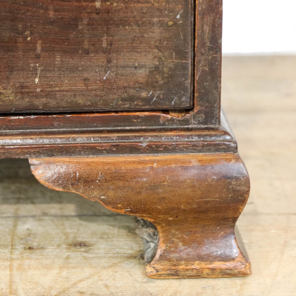 Antique Mahogany Chest of Drawers
 View VII