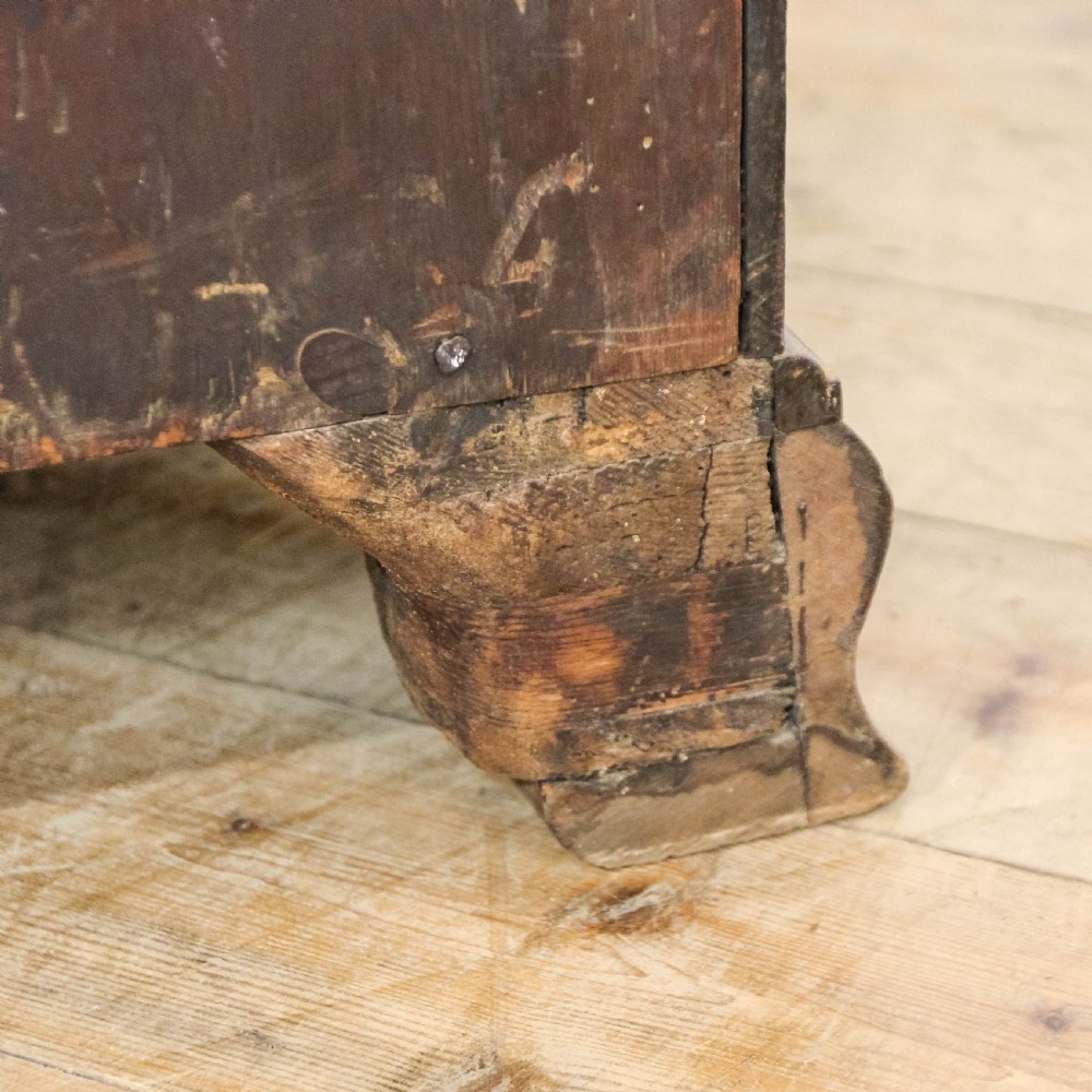Antique Mahogany Chest of Drawers
 View XI