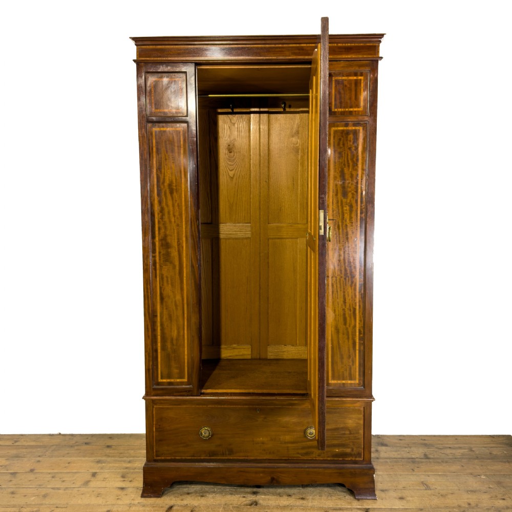 Antique Edwardian Mahogany Mirrored Wardrobe 
 View VI