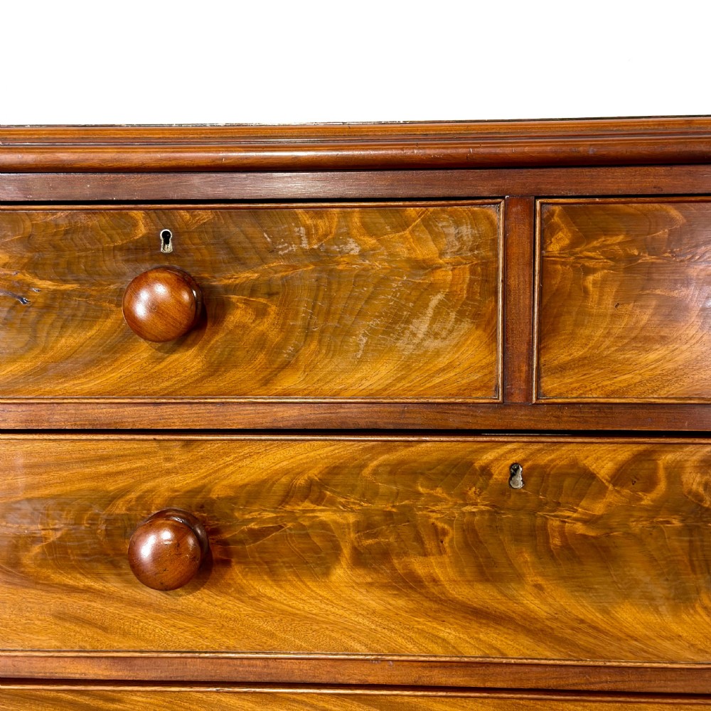 Antique Victorian Mahogany Chest of Drawers
 View VII