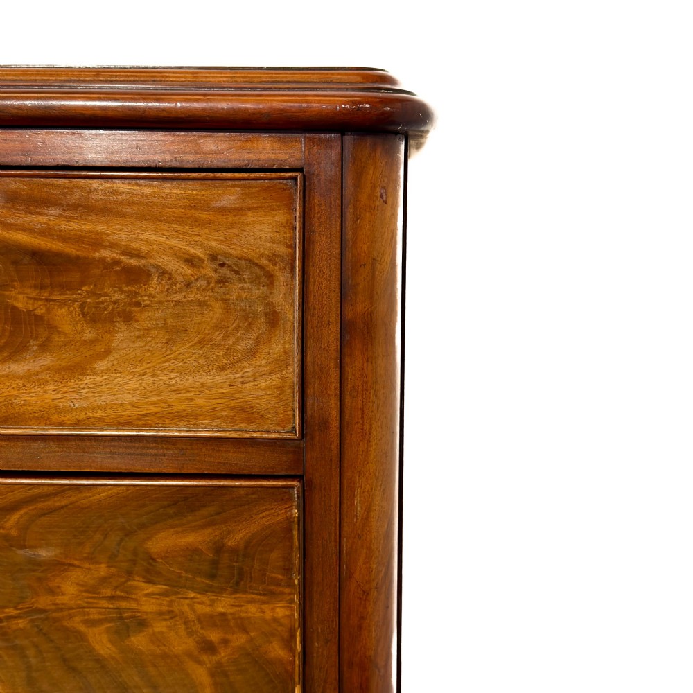 Antique Victorian Mahogany Chest of Drawers
 View IX