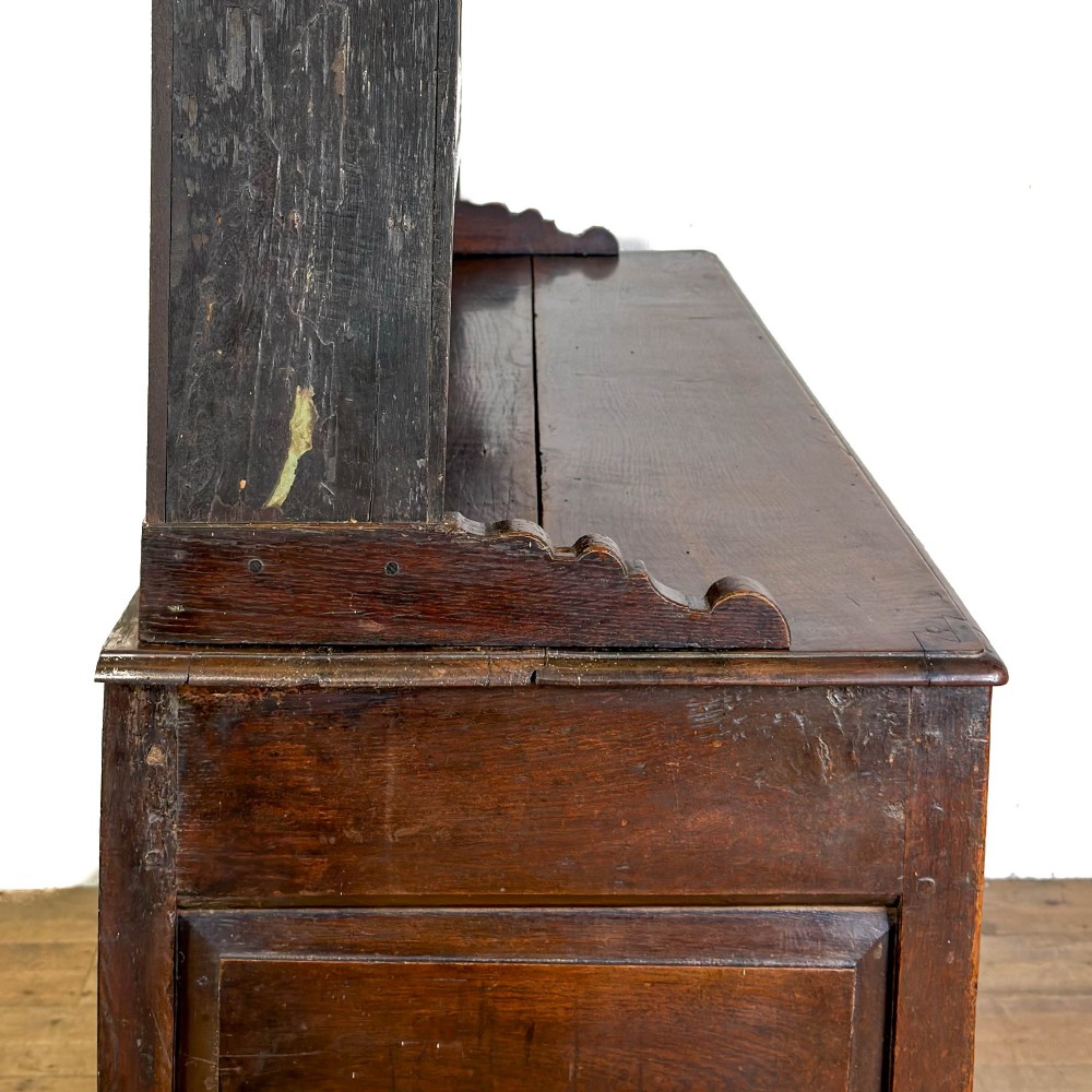 Antique 18th Century Welsh Oak Dresser View VII