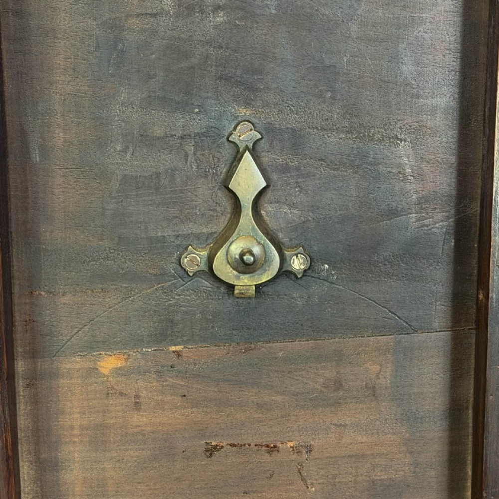 An antique mahogany tilt-top occasional table featuring a round circular top, turned central column pedestal, and three splayed cabriole legs with pad feet. View VII