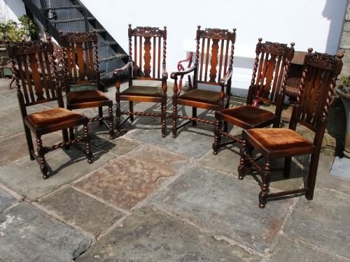 Set of 6 Oak Chairs