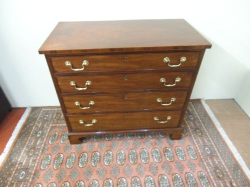 Georgian Mahogany Chest of Drawers