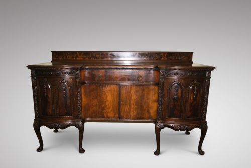 Stunning Mahogany, Edwardian Sideboard (More Than Likely Wareing and Gillows)