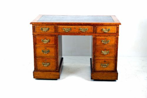 Fabulous Solid Oak Leather Top Writing Desk