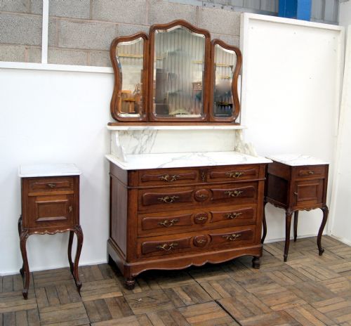 fig 1. A good solid oak 5 piece French bedroom set