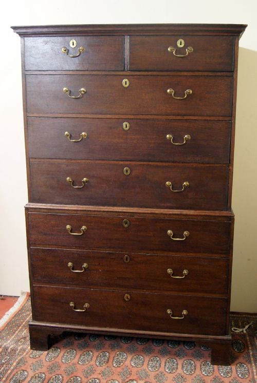 A Country Oak Georgian Chest on Chest