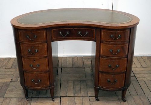 An Outstanding Quality Kidney Shaped Desk