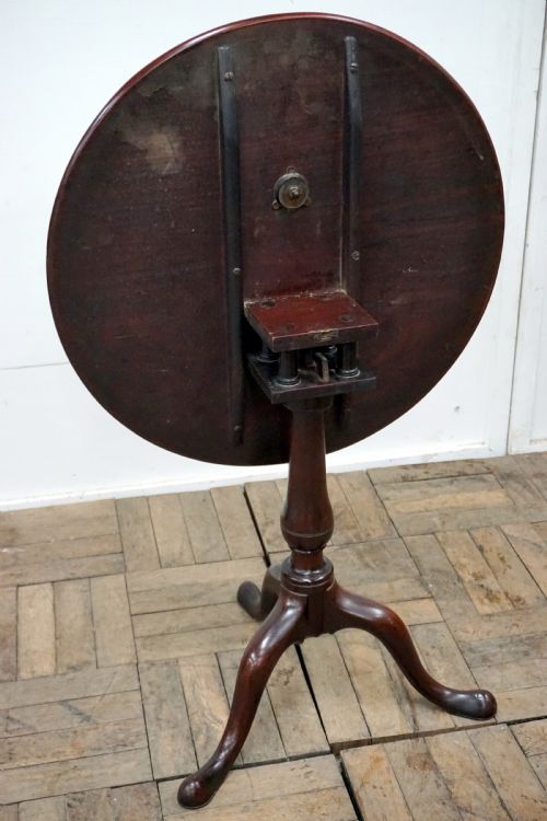 A GOOD HONEST MAHOGANY GEORGIAN TRIPOD TILT TOP TABLE - ADDITIONAL PHOTO 3