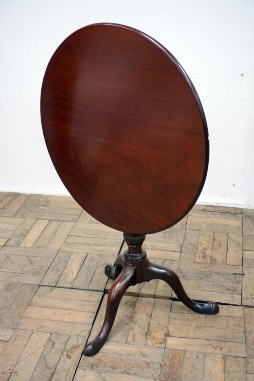A GOOD HONEST MAHOGANY GEORGIAN TRIPOD TILT TOP TABLE - ADDITIONAL PHOTO 4