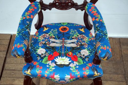 A MAHOGANY VICTORIAN MUSICDRESSING TABLE ARMCHAIR - ADDITIONAL PHOTO 2