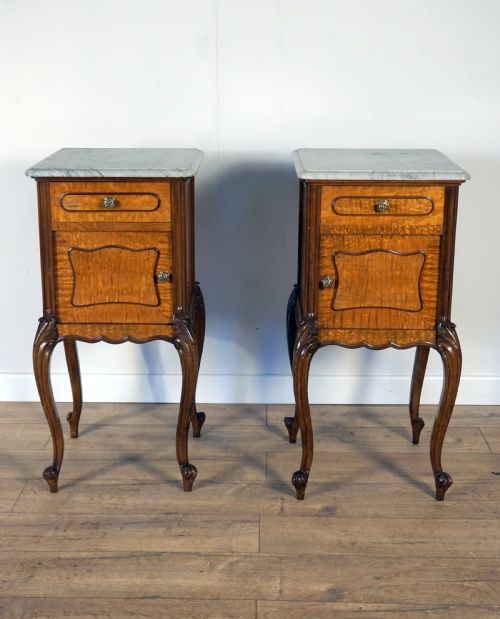 A Good Pair of French Burr Sycamore Marble Top Bedside Cabinets
