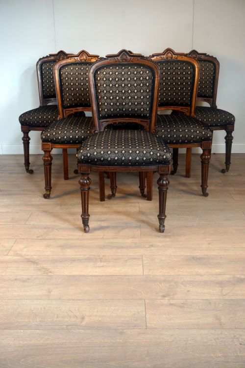 A Good Set of 6 Oak Victorian Chairs by Christopher Pratt and Son Bradford