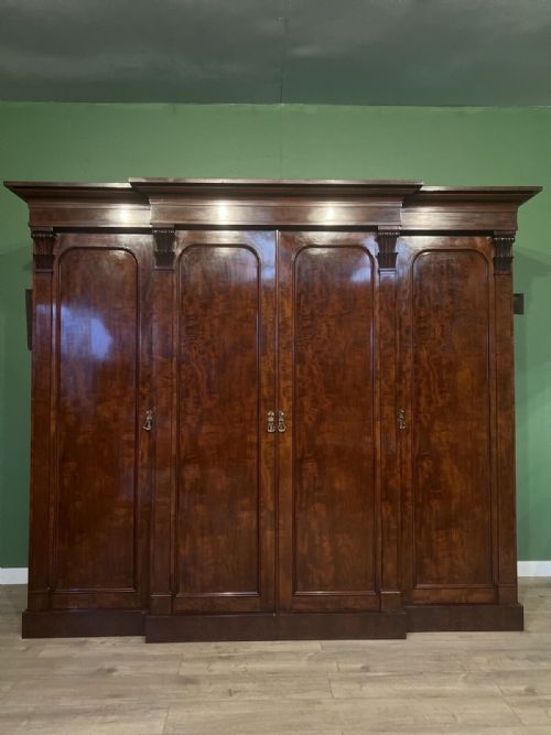 A Truly Exceptional Fitted Victorian Mahogany 4 Door Wardrobe