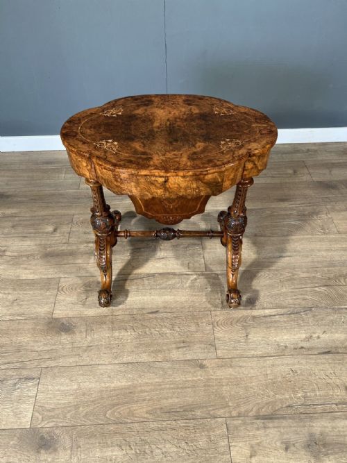 A FINE QUALITY BURR WALNUT INLAID WORKBOX - ADDITIONAL PHOTO 1