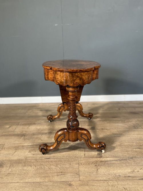 A FINE QUALITY BURR WALNUT INLAID WORKBOX - ADDITIONAL PHOTO 9