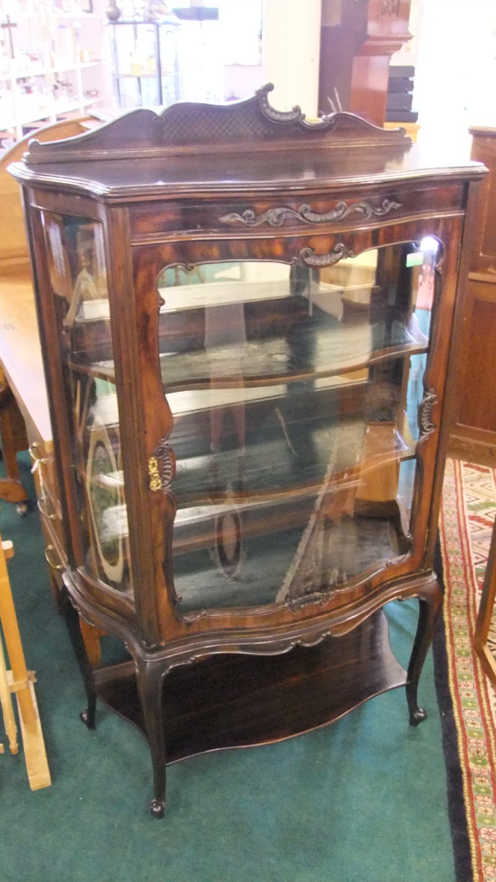 Display cabinet 