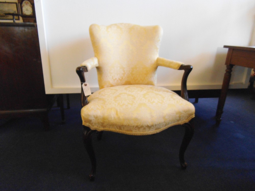 Upholstered arm chair
