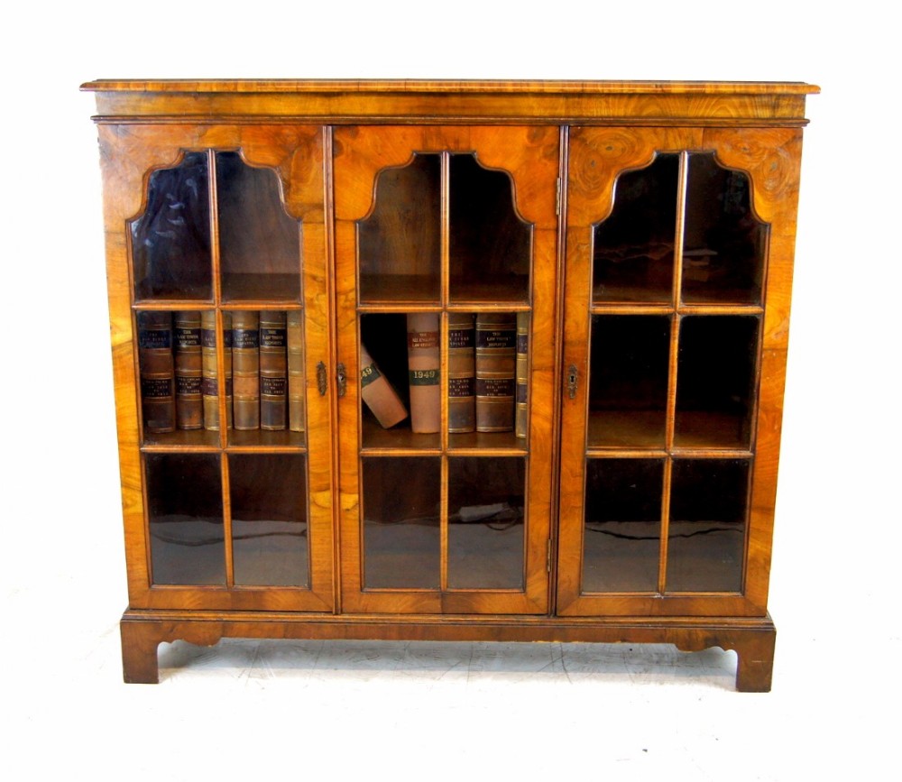 Lovely 3 door mahogany bookcase by Pratts of Bradford