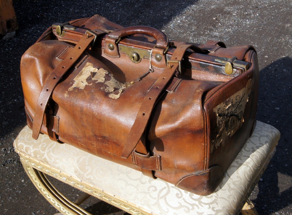 A fabulous Gladstone travel bag