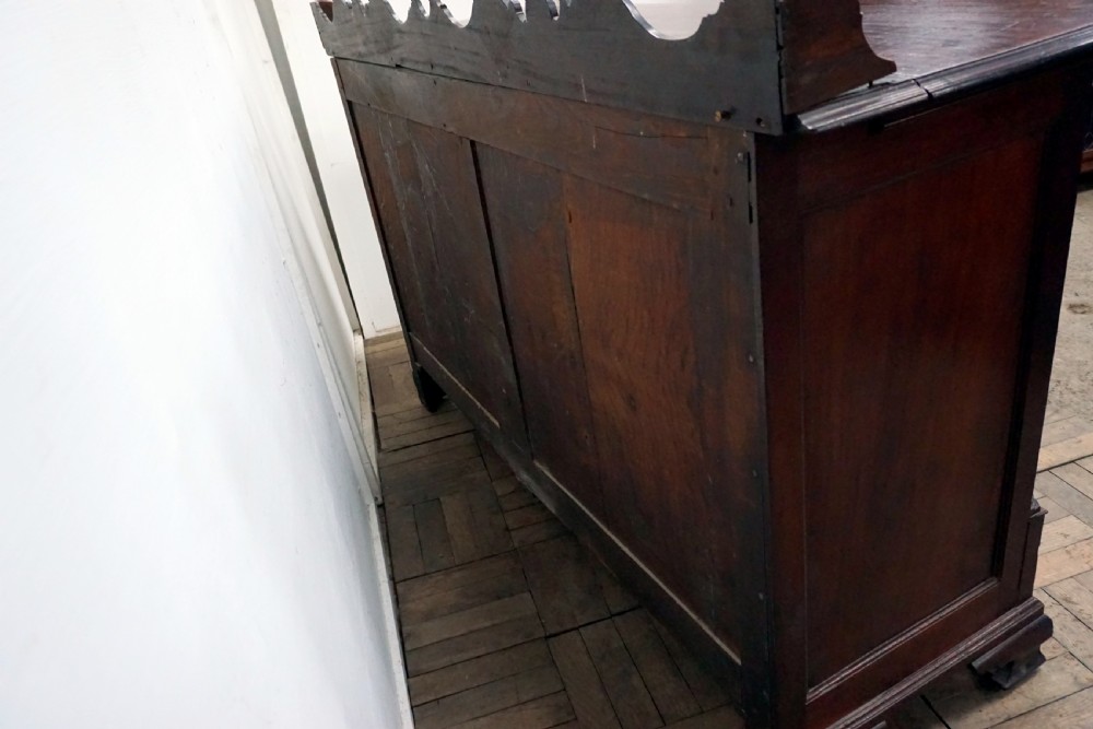 A truly exceptional George 111 mahogany mule chest  View VIII
